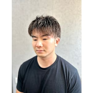 ツーブロック×無造作スタイル