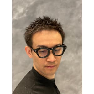 スパイキーショート