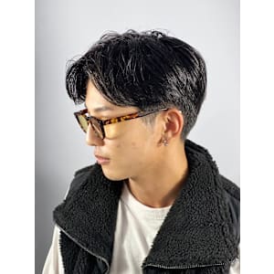 センターパート×ワンカールパーマ