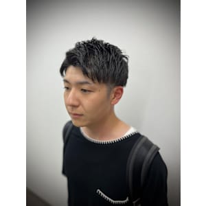 ツーブロックアップバング