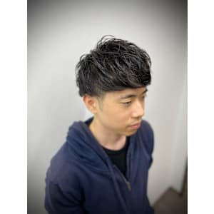 ツーブロマッシュスタイル