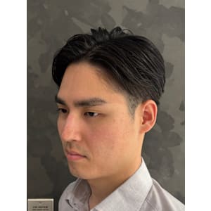 作り込みすぎない、ナチュラルメンズヘア