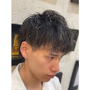 ショートスタイル×ツイストスパイラルパーマ