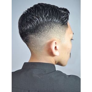 サイドパート×レザーアート