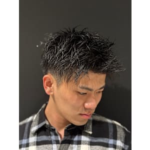 スパイキーショート