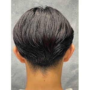 センターパートスタイル