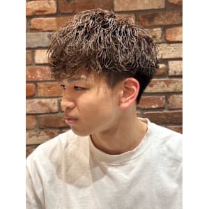 マッシュ×パーマスタイル