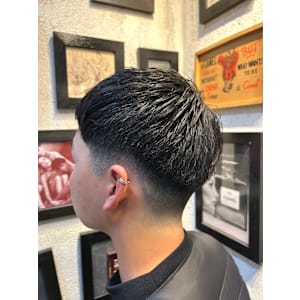 ツーブロックショート