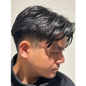 ツーブロックローフェード