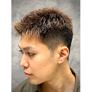 スパイキーショートスタイル