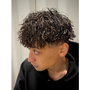 ツイストパーマ×フェード