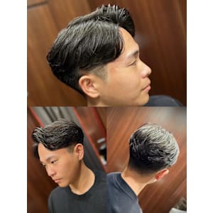 センターパートスタイル