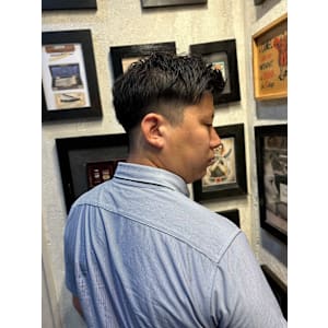 ツーブロックショート - ヒロ銀座ヘアーサロン銀座一丁目店【ヒロギンザヘアーサロンギンザイッチョウメテン】掲載中