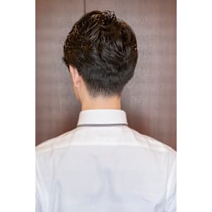 ビジネス七三分け