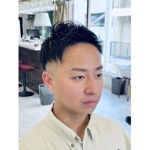 【20代 男性】ロンドンフェードツーブロ（大宮/バーバー）