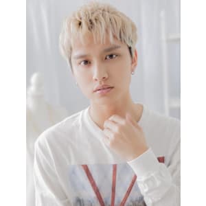 ブリーチデザイン波打ちパーマ金髪マッシュ　フェザーショート - mod's hair【モッズヘア】越谷/越谷西口店【モッズヘア コシガヤ コシガヤニシグチテン】掲載中