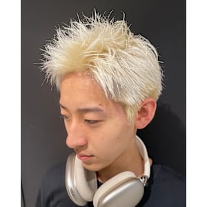 ホワイトスパイキーショート