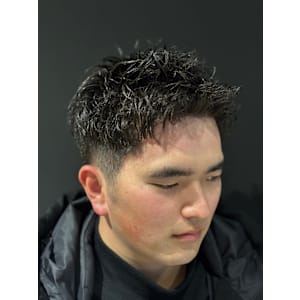 スパイキーショート