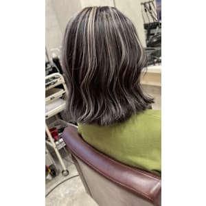 【'BEBE(ベベ)／札幌市・大通・狸小路】カラー