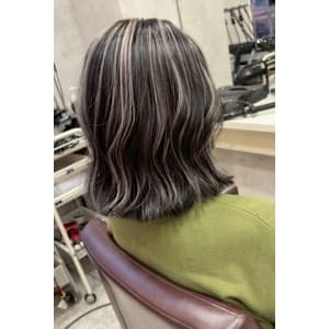 【'BEBE(ベベ)／札幌市・大通・狸小路】カラー