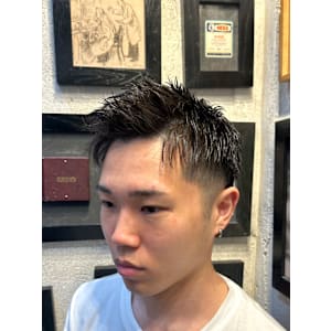 ベリーショートツーブロック