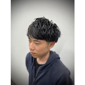 ツーブロマッシュスタイル