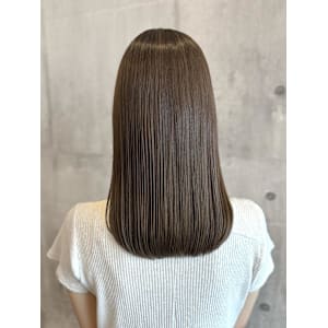 王道ベージュカラー 《 ARCH Mayu》