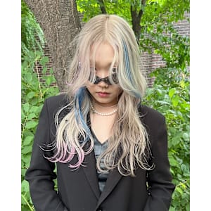 スラッシュカラー　デザインカラー　ハイトーン　原宿/表参道