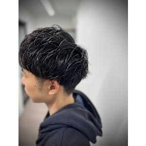 ツーブロマッシュスタイル