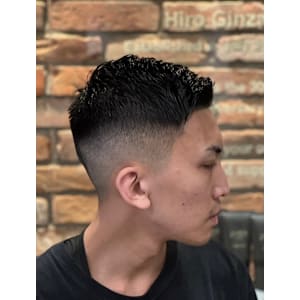 フェザーアップ×ミドルスキンフェード - ヒロ銀座 バーバーショップ 仙台本店【HIRO GINZA BARBER SHOP】【ヒロギンザバーバー ショップ センダイホンテン】掲載中