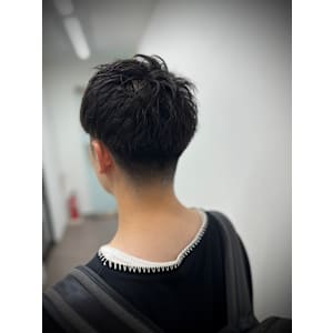 ツーブロックアップバング