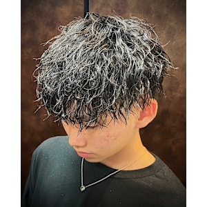 ツイストスパイラルパーマ×ツーブロック