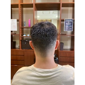 フェードスタイル - ヒロ銀座 バーバーショップ 仙台本店【HIRO GINZA BARBER SHOP】【ヒロギンザバーバー ショップ センダイホンテン】掲載中