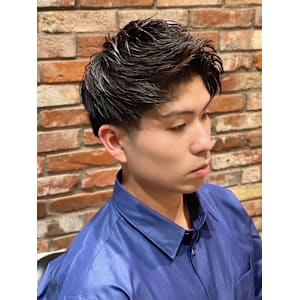 ビジネスショートアップバング