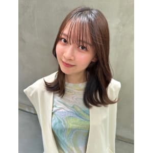 シースルーバング/ナチュラルレイヤーカット