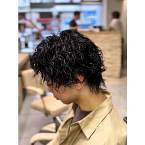 横浜で人気の束感メンズパーマスタイル