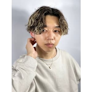 センターパート×メッシュ