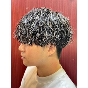 ツイストスパイラルパーマ×ツーブロック