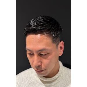 サイドパート - ヒロ銀座 BARBER SHOP 新宿店【ヒロギンザバーバーショップシンジュクテン】掲載中