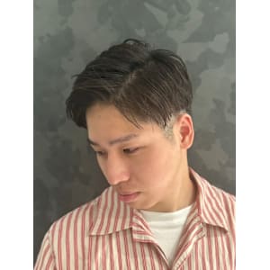 ビジネススタイル アップバング - ヒロ銀座 BARBER SHOP 新宿店【ヒロギンザバーバーショップシンジュクテン】掲載中