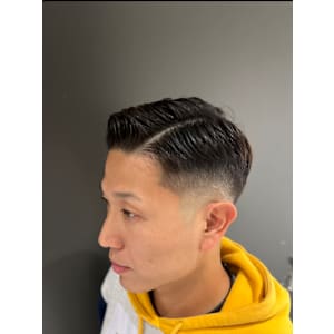 フェードサイドパート - ヒロ銀座 BARBER SHOP 新宿店【ヒロギンザバーバーショップシンジュクテン】掲載中