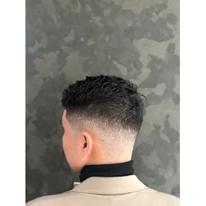 フェードアップバング - ヒロ銀座 BARBER SHOP 新宿店【ヒロギンザバーバーショップシンジュクテン】掲載中