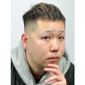 クロップスタイル - ヒロ銀座 BARBER SHOP 新宿店【ヒロギンザバーバーショップシンジュクテン】掲載中