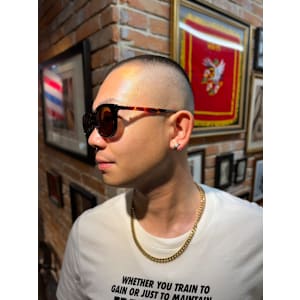 坊主スキンフェード - ヒロ銀座 BARBER SHOP 新宿店【ヒロギンザバーバーショップシンジュクテン】掲載中