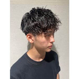 マッシュ×パーマスタイル