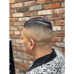 震災スキンフェード - ヒロ銀座BARBER SHOP 秋葉原店【ヒロギンザバーバーショップ アキハバラテン】掲載中