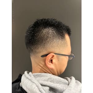 ボウズフェード - HIRO GINZA BARBER SHOP 川崎【ヒロギンザ バーバーショップ カワサキ】掲載中