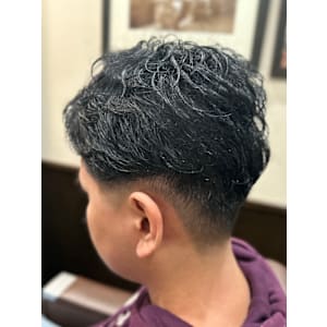 サイドパートフェード - HIRO GINZA BARBER SHOP 川崎【ヒロギンザ バーバーショップ カワサキ】掲載中