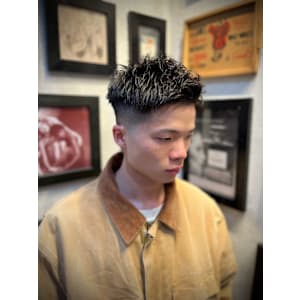 フェザーアップローフェード