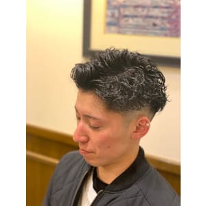 スキンフェードパーマ